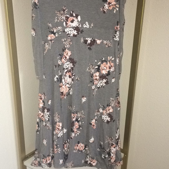 Torrid Cold Shoulder Floral Print Dress - Picture 7 of 9